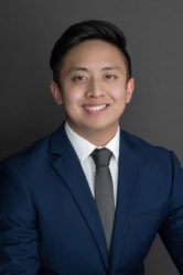 Fleur de Lis Photography Headshot kendall-law-attorneyjonathan-kim